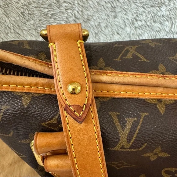 Louis Vuitton Monogram Estrella MM - Picture 8 of 16